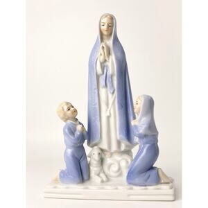 Vintage Lipper & Mann Blue Danube Madonna and Children, Lamb Figurine Japan Made